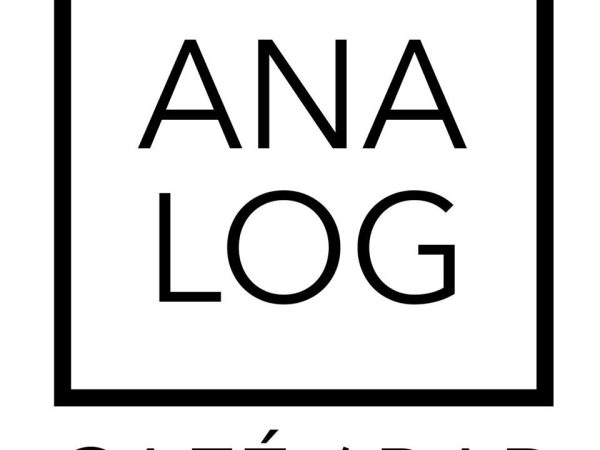Analog Café / Bar