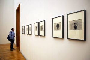 Ausstellung / Kunst / Vorlage / Kategorie